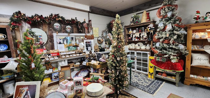 Good Things gift shop on Main Street in Cedarville